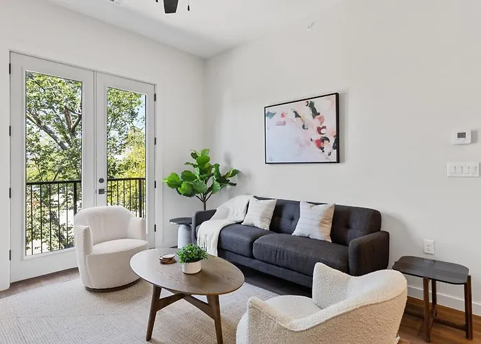 Apartment The Corbin 1304 - The Brown *